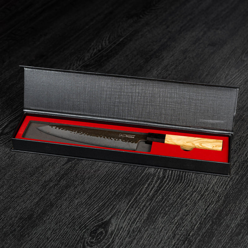 kochmesser chefmesser gyuto sobokuna in schwarzer magnetbox verpackt